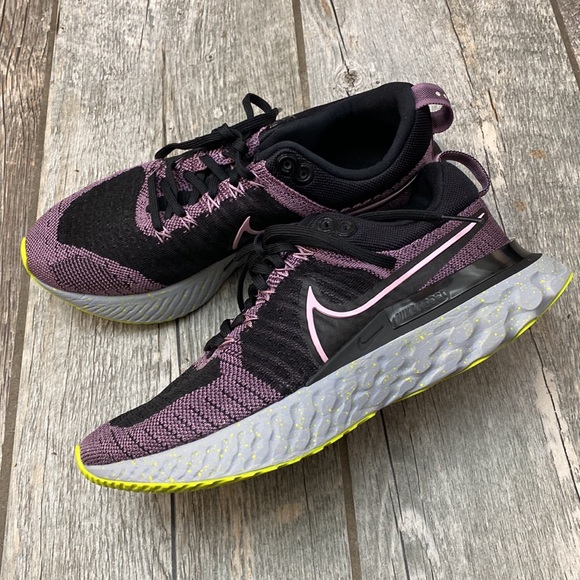 Nike React Infinity Run Flyknit 2 8.5 : Violet Dust/elemental Pink - Picture 3 of 10